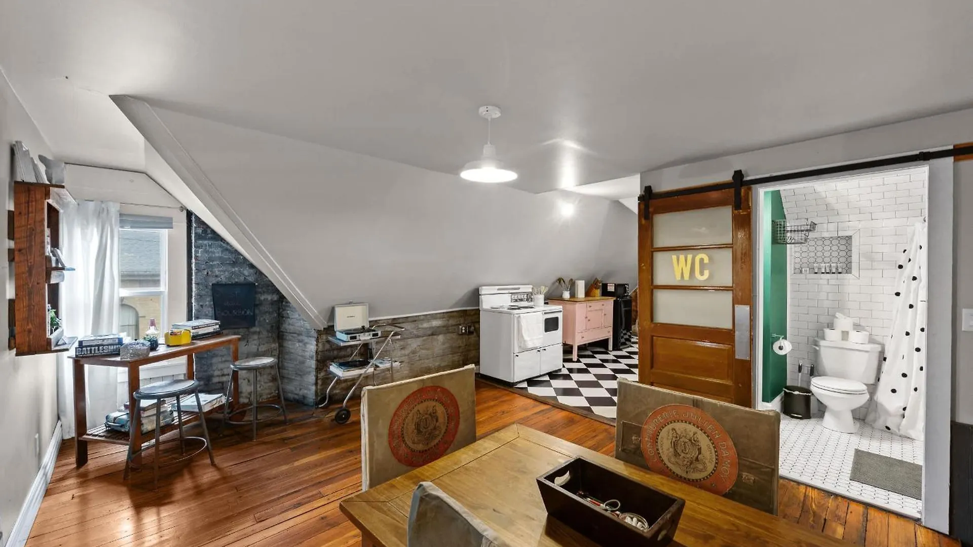Stylish Home Close To Derby & Bourbon Trail Fun Louisville 0*,  United States